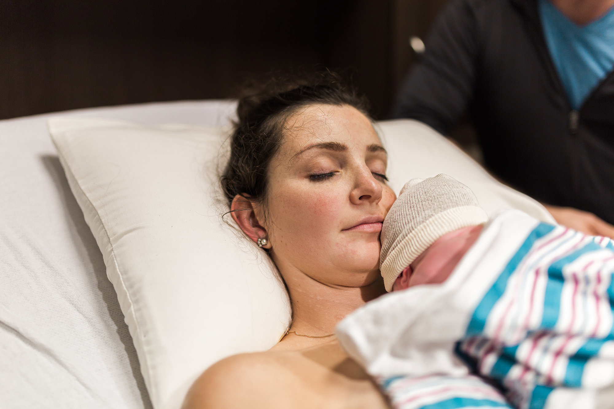 Markham-Stouffville Birthing Photographer | Jesseka Melanie Photography